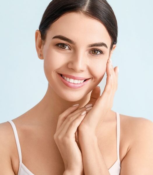 productos de maquillaje y productos de skincare